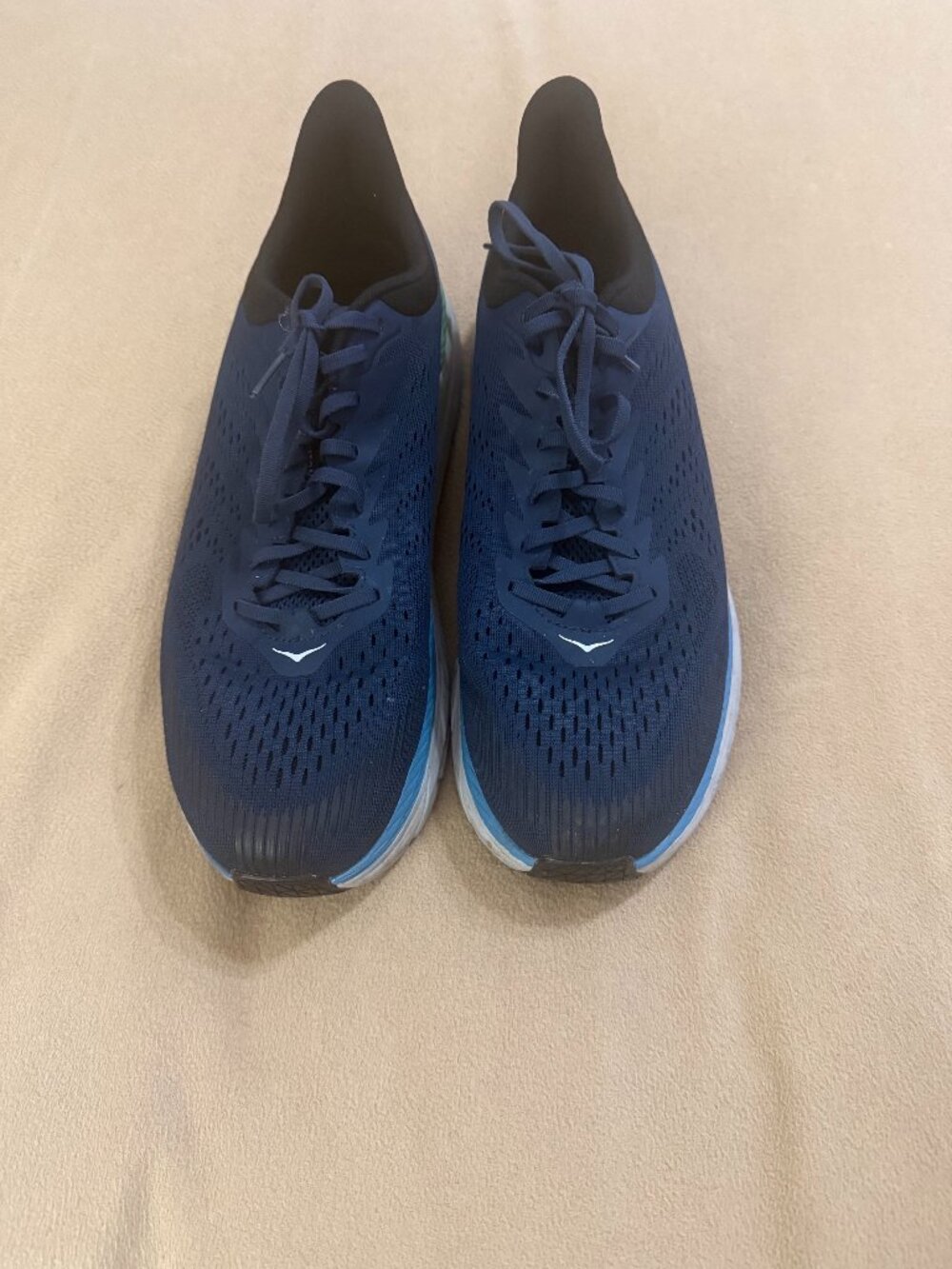 MEN'S BLUE HOKA SNEAKER GENTLY WORN SIZE 13